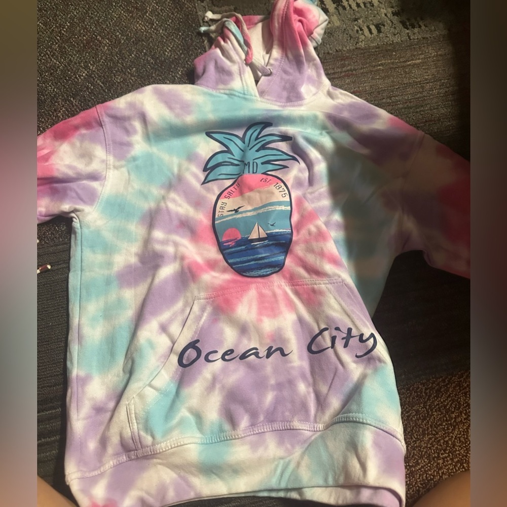 Women’s OCEAN CITY sweatshirt large